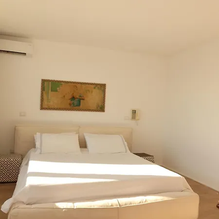 فيلة Luxury Moruse ميليندونيو