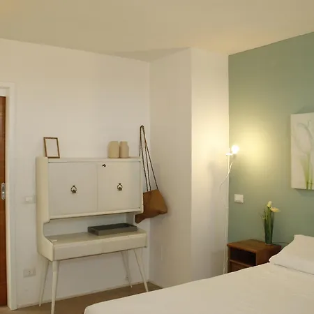 Luxury Moruse