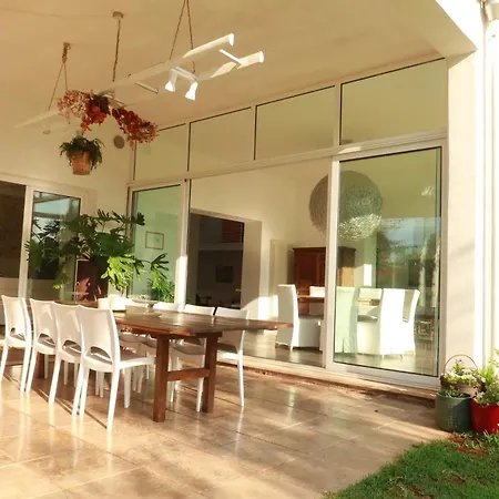 فيلة Luxury Moruse