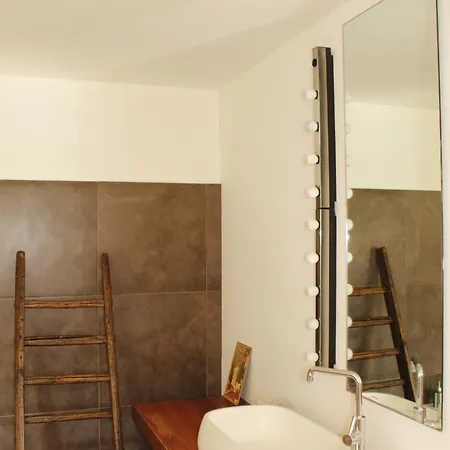 فيلة Luxury Moruse *