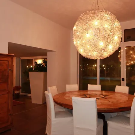 فيلة Luxury Moruse ميليندونيو