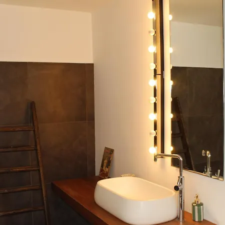 فيلة Luxury Moruse *