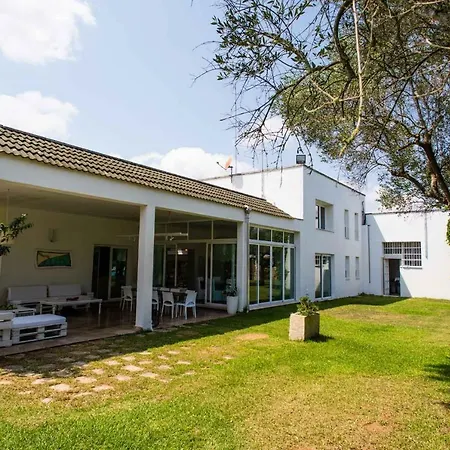 Luxury Moruse Villa *